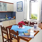 Helidonia Apartment Loutra Kyllinis
